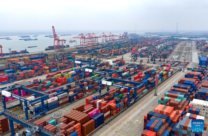 Picha iliyopigwa Machi 15, 2026 ikionyesha mandhari ya Gati la Makontena la Longtan kwenye Bandari ya Nanjing, Mkoa wa Jiangsu, mashariki mwa China. (Picha na Yang Suping/Xinhua)