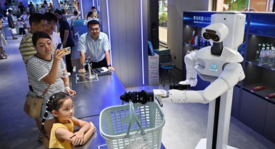 Duka la kwanza la kujaribu na kupata huduma za roboti 6S mjini Qingdao, China lafunguliwa